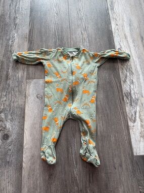 Pekkle Kids Green Dino Print Footed One-Piece‎